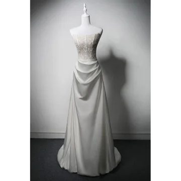 Sencillos Blanco Rebordear Lentejuelas Con Encaje Flor Ligero Vestidos De Novia 2024 A Line Princess Sin Tirantes Sin Mangas Sin Espalda Colas De Barrido