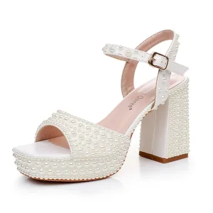 Sexig Aprikos Beige Pärla Brudskor 2025 Ankelband 9 Cm Tjocka Klackar Peep Toe Bröllop Sandaler