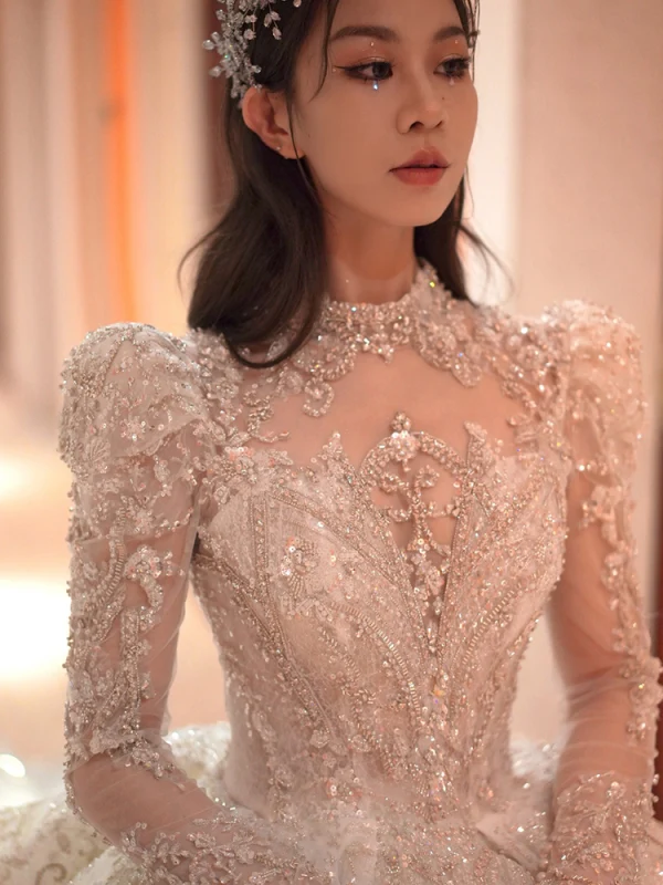 Charmant Blanche Perlage Faux Diamant Paillettes Robe De Mariée 2024 Robe Boule Col Haut Manches Longues Dos Nu Royal Train Mariage