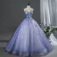 Vintage Lavendel Applikationen Spitze Blumen Ballkleider 2026 Ballkleid Rundhalsausschnitt Ärmellos Rückenfreies Lange Festliche Kleider