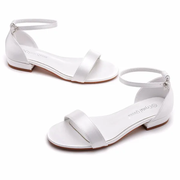 Eenvoudige Satijn Witte Platte Bruidsschoenen 2023 Enkelband Peep Toe Huwelijk Sandalen