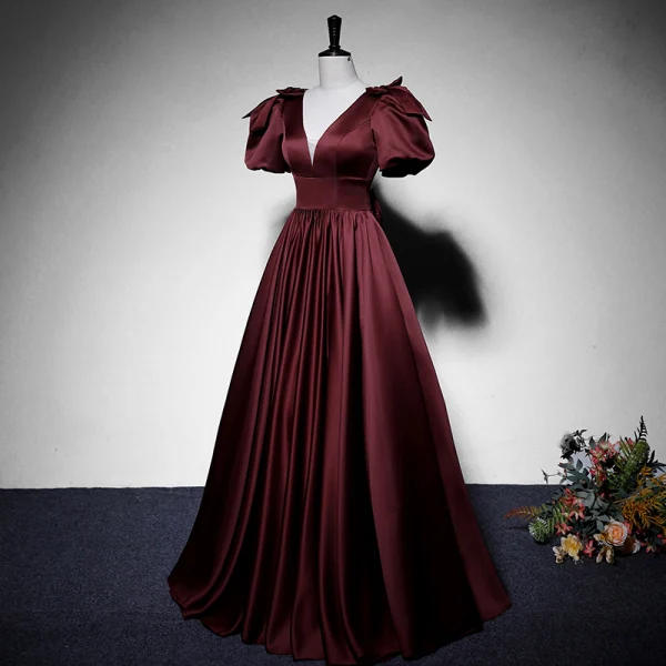 Vintage Purple Satin Balklänningar 2022 Prinsessa V-Hals Pösigt Korta ärm Halterneck Rosett Långa Formella Klänningar