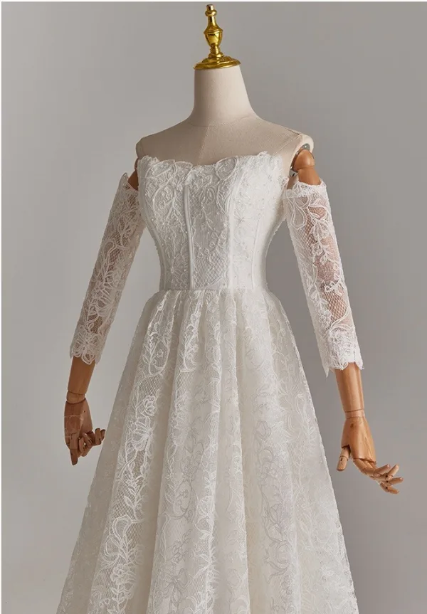 Modest / Simple White Lace Flower Pearl Wedding Dresses 2025 A-Line / Princess Off-The-Shoulder Long Sleeve Backless Floor-Length / Long