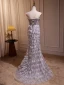 High End Charmant Grau Handgefertigt Perlenstickerei Perle Pailletten Feder Abendkleider 2024 Meerjungfrau Bandeau Ärmellos Rückenfreies Sweep / Pinsel Zug Strand