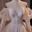 Schöne Weiß Spitze Blumen Brautkleider / Hochzeitskleider 2024 A Linie Spaghettiträger 3/4 Ärmel Rückenfreies Sweep / Pinsel Zug Hochzeit
