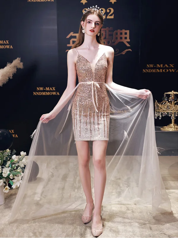 Sexy Doré Paillettes Courte Robe De Fête 2023 Bretelles Spaghetti Sans Manches Dos Nu Cocktail Soirée Robe De Ceremonie