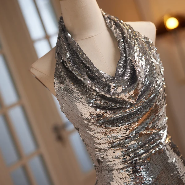 Glitzernden Silber Pailletten Abendkleider 2023 Meerjungfrau Neckholder Ärmellos Rückenfreies Abend Lange Festliche Kleider