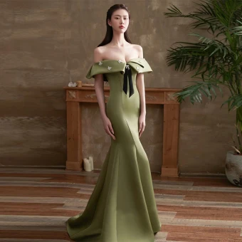 Sexy Vert Trèfle Trompette Sirène Robe De Soirée 2022 De L Épaule Manches Courtes Dos Nu Perle Longue Satin Soirée Robe De Ceremonie