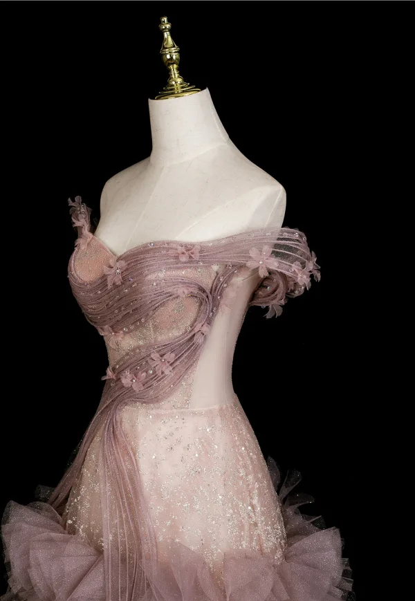 Haut de Gamme Rougissant Rose Appliques Faux Diamant Paillettes Volants en Cascade Robe De Bal 2025 Princesse De l'épaule Sans Manches Dos Nu Longue Robe De Ceremonie