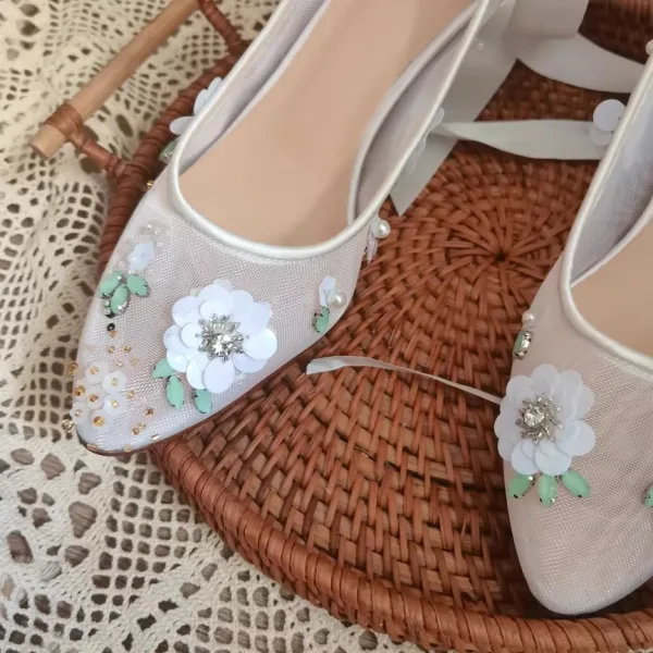 Elegant White Handmade Rhinestone Sequins Wedding Shoes 2023 Leather 6 cm Stiletto Heels Pointed Toe Wedding Pumps High Heels