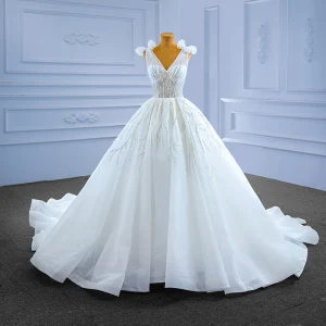 High End White Beading Sequins Wedding Dresses 2022 Ball Gown V Neck Bow Sleeveless Backless Court Train Wedding