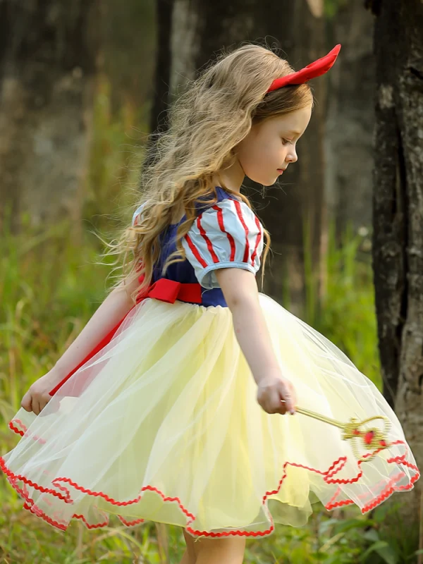 Chic / Beautiful Snow white Daffodil Birthday Flower Girl Dresses 2023 A-Line / Princess Square Neckline Bow Short Sleeve Backless Tea-length Flower Girl Dresses