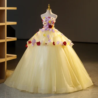 Elegant Yellow Rhinestone Appliques Cascading Ruffles Prom Dresses 2023 Ball Gown Strapless Sleeveless Backless Floor Length Long Prom Formal Dresses