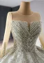 Haut de Gamme Blanche Fait main Faux Diamant Robe De Mariée 2024 Robe Boule Encolure Dégagée Manches Longues Tribunal Train Mariage
