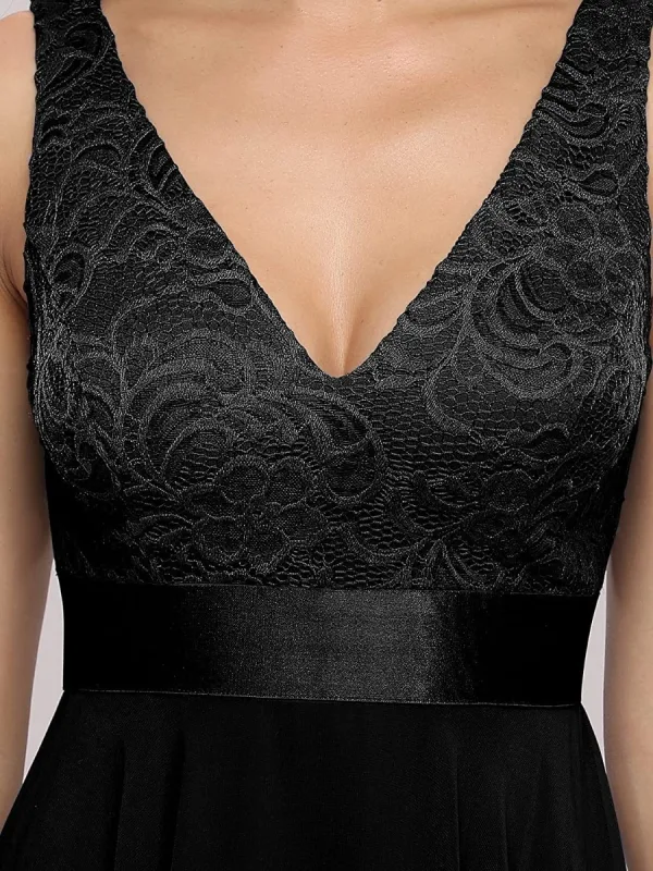 Chic / Beautiful Blushing Pink Lace Flower Cocktail Dresses 2023 A-Line / Princess V-Neck Chiffon Sleeveless Backless Knee-Length Cocktail Party Formal Dresses