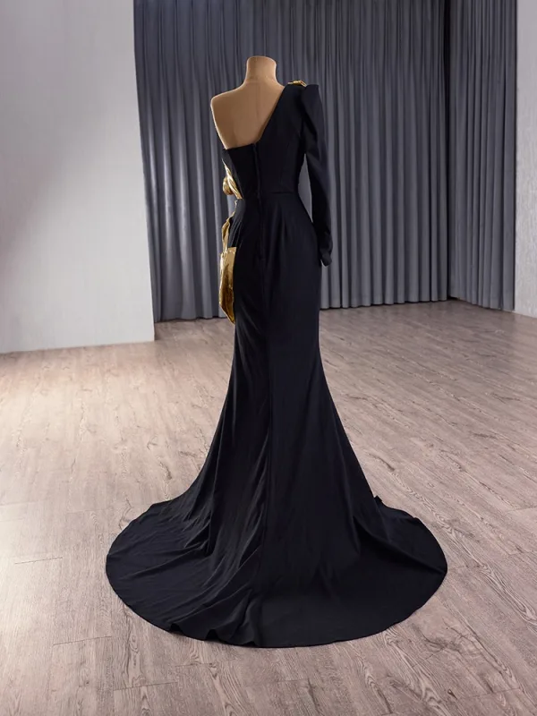 Mode Schwarz Abendkleider 2025 Meerjungfrau One-Shoulder Lange Ärmel Rückenfreies Sweep / Pinsel Zug Festliche Kleider
