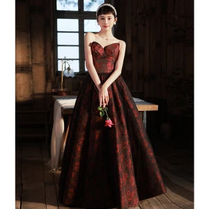 Vintage Burgunder Printing Ballkjoler 2022 Prinsesse Strapless Uten Ermer Ryggløse Lange Formelle Kjoler