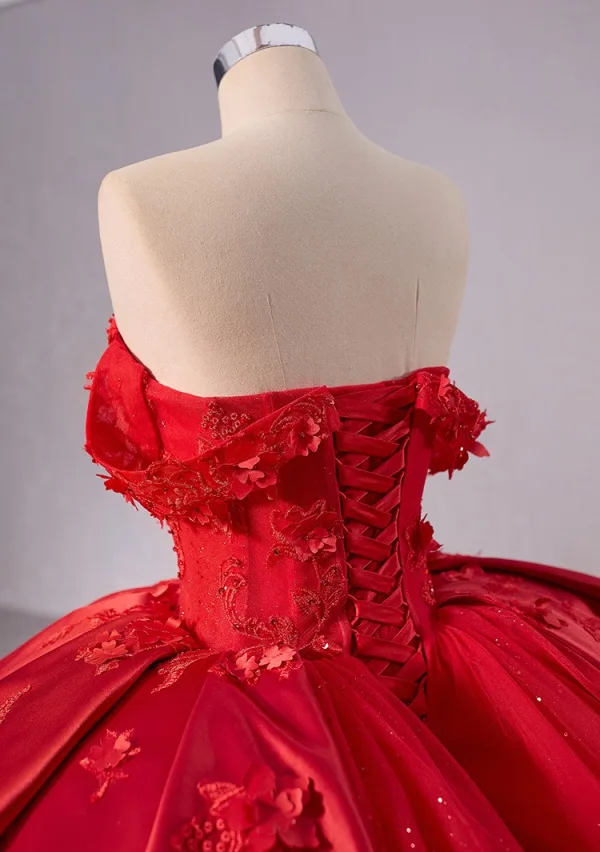 High-end Red Sequins Lace Flower Appliques Chapel Train Wedding Dresses 2024 Ball Gown Strapless Sleeveless Backless Wedding