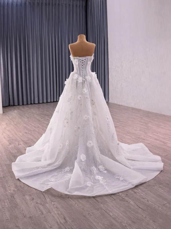 High End Weiß Handgefertigt Perlenstickerei Applikationen Pailletten Brautkleider / Hochzeitskleider 2025 A Linie Bandeau Ärmellos Rückenfreies Sweep / Pinsel Zug Hochzeit
