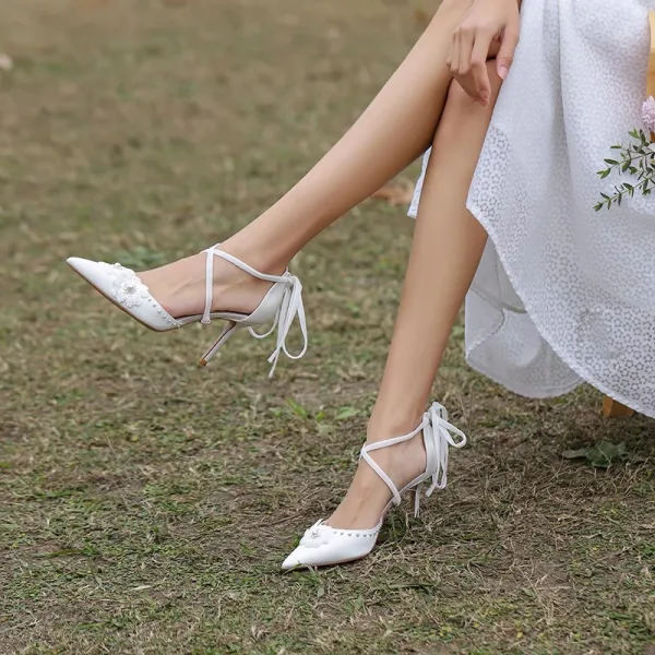 Elegant White Satin Pearl Appliques Wedding Shoes 2024 X-Strap 8 cm Stiletto Heels Pointed Toe Wedding Sandals High Heels