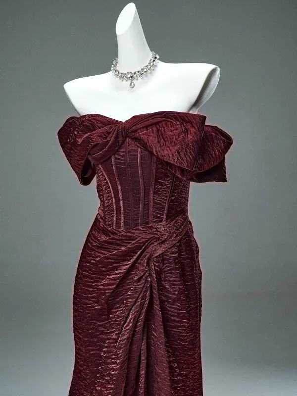 Haut de Gamme Charmant Bordeaux Trompette / Sirène Robe De Ceremonie 2025 De l'épaule Manches Courtes Dos Nu Train De Balayage Robe De Soirée