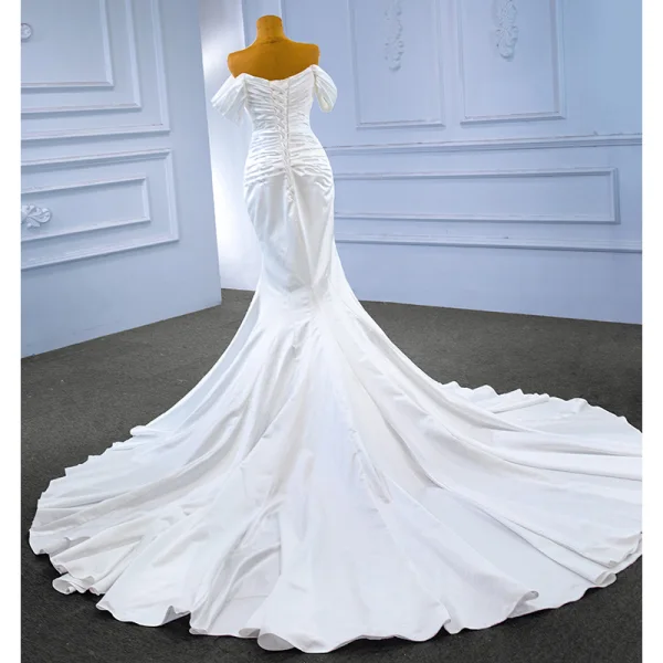 High End Weiß Perlenstickerei Perle Pailletten Satin Brautkleider / Hochzeitskleider 2023 Meerjungfrau Off Shoulder Kurze Ärmel Rückenfreies Kapelle-Schleppe Hochzeit