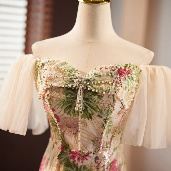 Chic / Beautiful Beading Pearl Multi-Colors Sequins Lace Flower Prom Dresses 2023 A-Line / Princess Off-The-Shoulder Short Sleeve Backless Floor-Length / Long Prom Formal Dresses