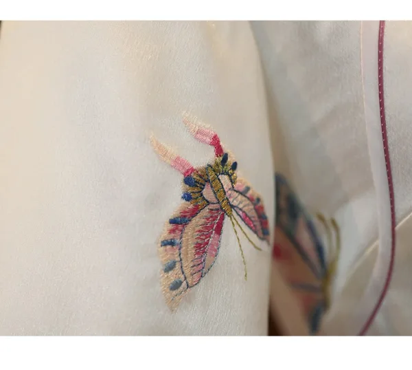 Chinese style White Embroidered Butterfly Tea-length Cheongsam 2026 Trumpet / Mermaid High Neck Short Sleeve