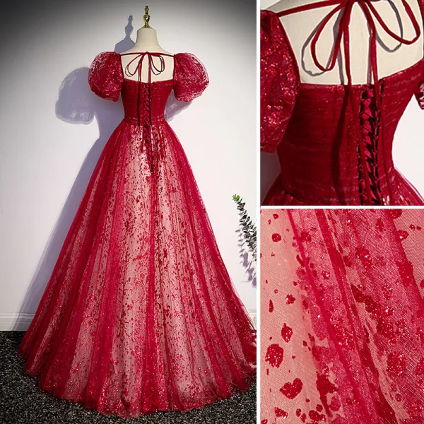Scintillantes Bordeaux Paillettes Robe De Bal 2022 Princesse Encolure Carrée Gonflée Manches Courtes Dos Nu Noeud Longue Robe De Ceremonie