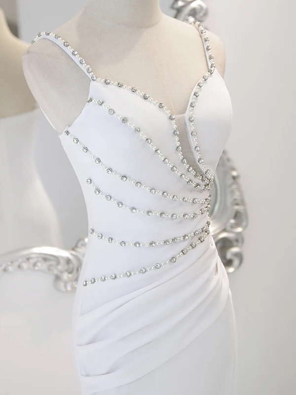 Sexy Blanche Perle Faux Diamant Fendue devant Robe De Soirée 2023 Trompette / Sirène Bretelles Spaghetti Sans Manches Dos Nu Longue Soirée Robe De Ceremonie