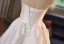 Elegante Weiß Satin Asymmetrisch Brautkleider / Hochzeitskleider 2025 Ballkleid Bandeau Ärmellos Rückenfreies Sweep / Pinsel Zug Hochzeit