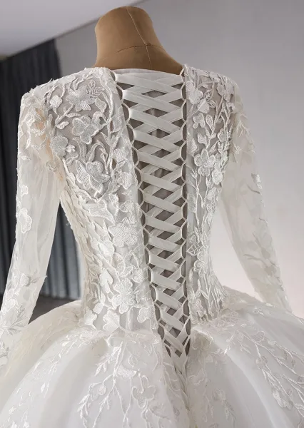 Beach Wedding Dresses A-Line Off Shoulder Long Sleeve Chapel Train Chiffon Bridal Gowns With Split Front Solid Color main image 1