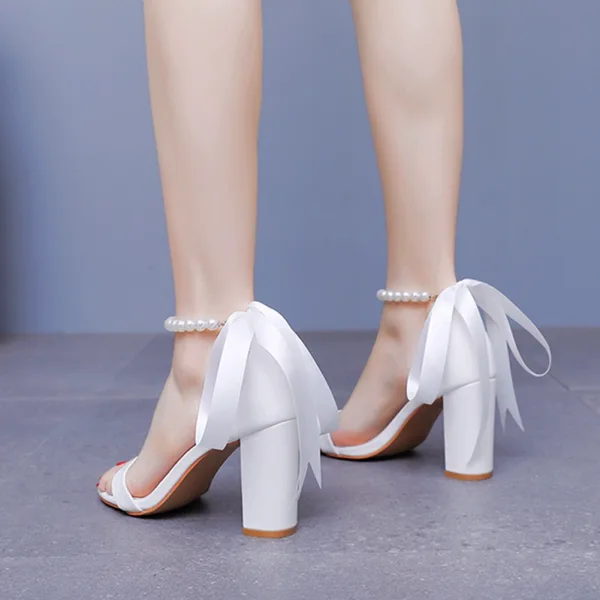 Elegante Weiß Perle Knöchelriemen Sandalen Damen 2025 9 cm Thick Heels Peeptoes Hochzeit Sandaletten Hochhackige