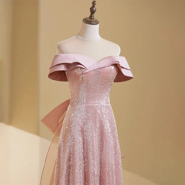 Glitzernden Rosa Pailletten Ballkleider 2023 A Linie Off Shoulder Ärmellos Rückenfreies Schleife Lange Ball Festliche Kleider