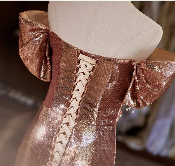 Sexy Scintillantes Or Rose Paillettes Perlage Perle Robe De Soirée 2024 Trompette / Sirène De l'épaule Manches Courtes Dos Nu Fendue devant Longue Robe De Ceremonie