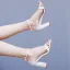 Minimalistisch Weiß Brautschuhe 2025 7 cm Stilettos Knöchelriemen Peeptoes Hochzeit Sandaletten Hochhackige