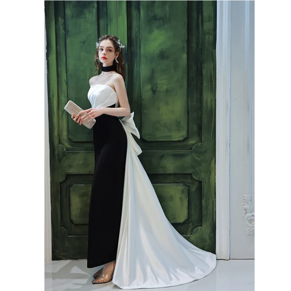 Sexy Zwei Töne Schwarz Abendkleider 2022 Meerjungfrau Satin Bandeau Ärmellos Rückenfreies Schleife Gespaltete Front Sweep / Pinsel Zug Abend Festliche Kleider