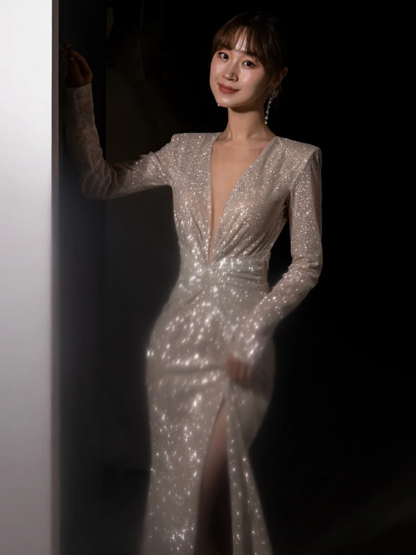Sexy Glitzernden Champagner Pailletten Gespaltete Front Abendkleider 2024 Meerjungfrau Tiefer V-Ausschnitt Lange Ärmel Rückenfreies Lange Abend Festliche Kleider