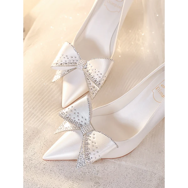 Fashion Ivory Rhinestone Bow Wedding Shoes 2023 Leather 8 cm Stiletto Heels Pointed Toe Wedding Pumps High Heels
