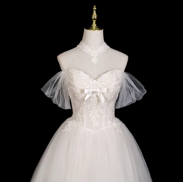 Simple Légère Blanche Perlage Perle En Dentelle Fleur Robe De Mariée 2025 Princesse De l'épaule Manches Courtes Dos Nu Longue Mariage