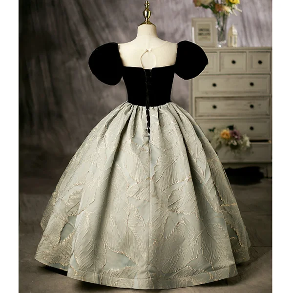 Élégant Noire En Dentelle Fleur Robe Ceremonie Fille 2022 Robe Boule Encolure Dégagée Gonflée Manches Courtes Longue Promo Robe Ceremonie Fille