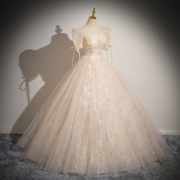 Élégant Champagne Paillettes Robe De Bal 2024 Robe Boule Encolure Carrée Manches Courtes Dos Nu Longue Promo Robe De Ceremonie