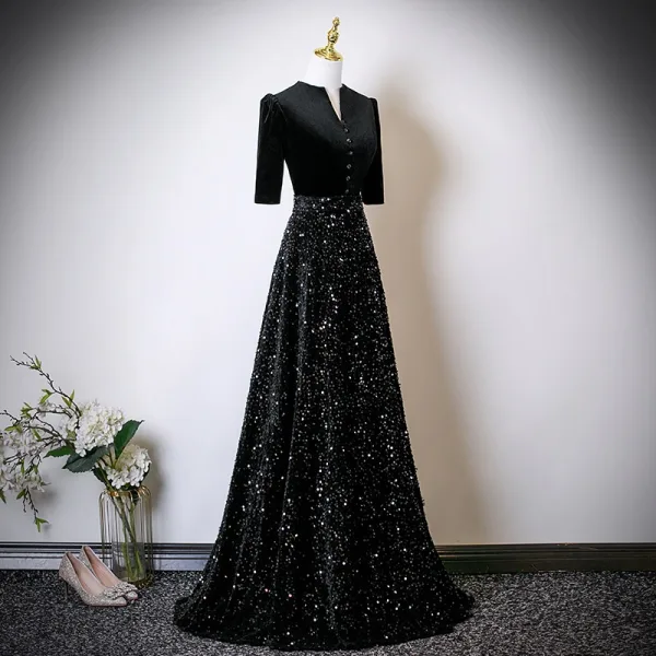 Elegant Black Sequins Mother Of The Bride Dresses 2025 A-Line Princess High Neck Short Elegant Black Sequins Mother Of The Bride Dresses 2025 A-Line Princess High Neck Short
