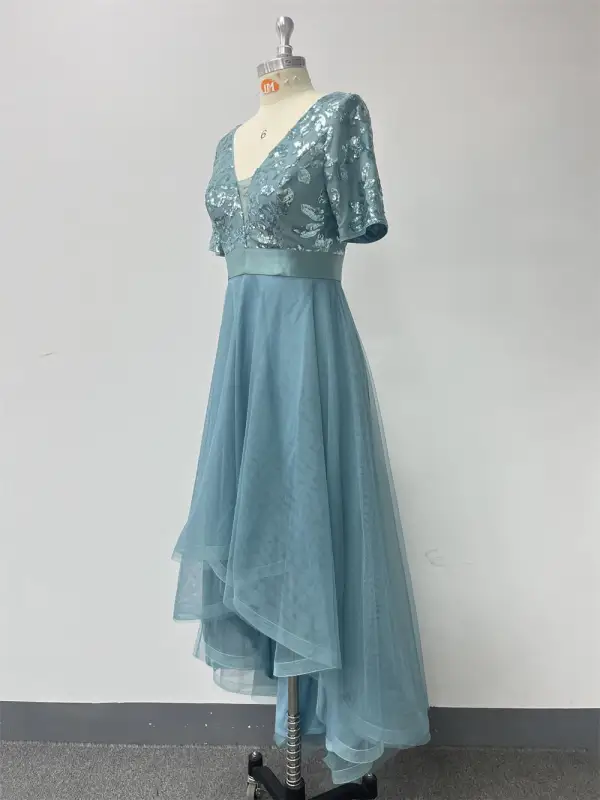 Simple Bleu Paillettes Asymétrique Robe De Bal 2024 Princesse V-Cou Manches Courtes Promo Robe De Ceremonie