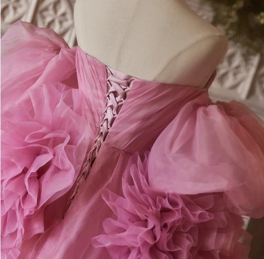 Exaggerated Fuchsia Cascading Ruffles Prom Dresses 2024 Ball Gown Off-The-Shoulder Puffy Short Sleeve Backless Chapel Train Prom Formal Dresses
