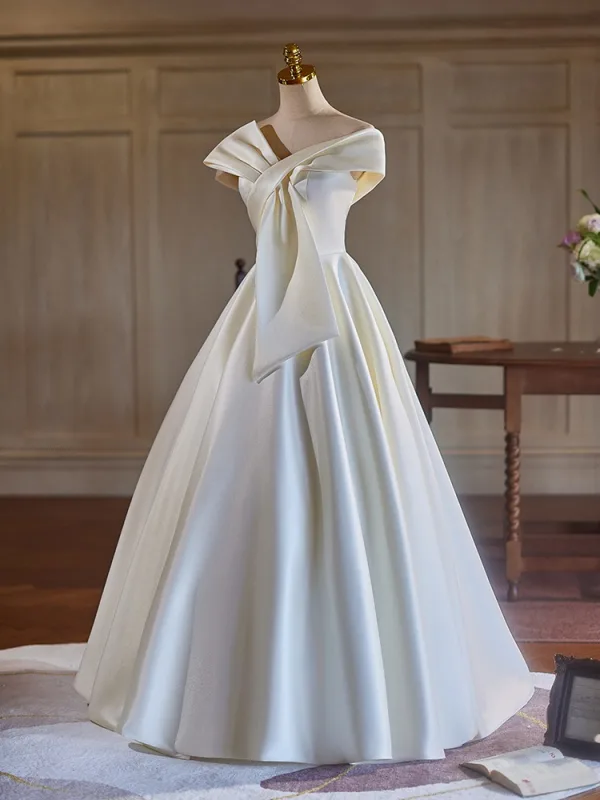 Modest / Simple Elegant White Satin Wedding Dresses 2024 Ball Gown V-Neck Short Sleeve Backless Floor-Length / Long Wedding