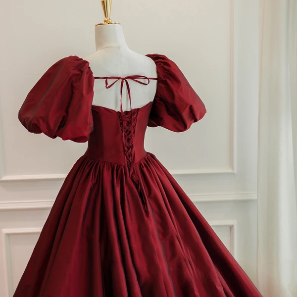 Elegant Burgundy Prom Dresses 2024 Ball Gown Square Neckline Puffy Short Sleeve Backless Bow Floor-Length / Long Prom Formal Dresses