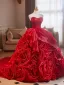 Fine Rød Gripende Ruffles Blomst Ballkjoler 2025 Ballkjole Kjæreste Uten Ermer Ryggløse Domstol Tog Ball Formelle Kjoler