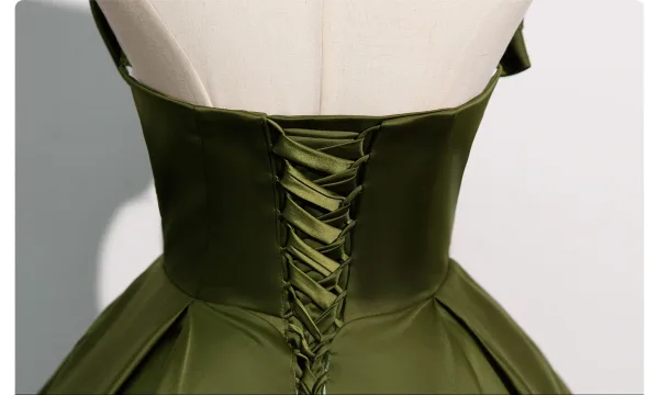 Vintage Olivgrün Satin Ballkleider 2025 Ballkleid Bandeau Ärmellos Rückenfreies Lange Ball Festliche Kleider
