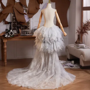 Mote Grå Håndlaget Gripende Ruffles Glitter Paljetter Ball Sjal 2025